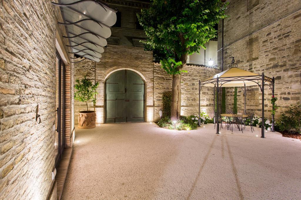 サン・セヴェリーノ・マルケPalazzo Gentiliアパートメント エクステリア 写真