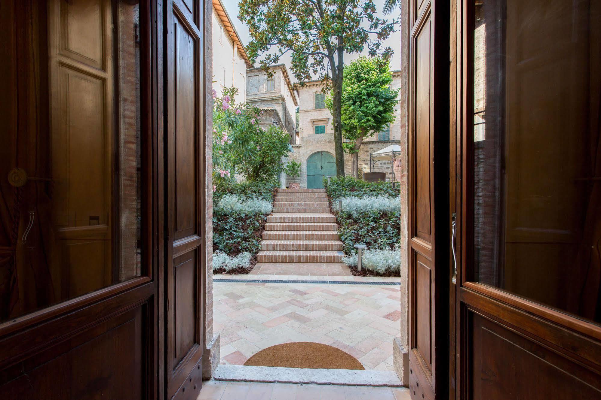 サン・セヴェリーノ・マルケPalazzo Gentiliアパートメント エクステリア 写真
