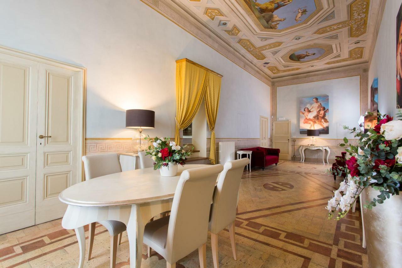 サン・セヴェリーノ・マルケPalazzo Gentiliアパートメント エクステリア 写真